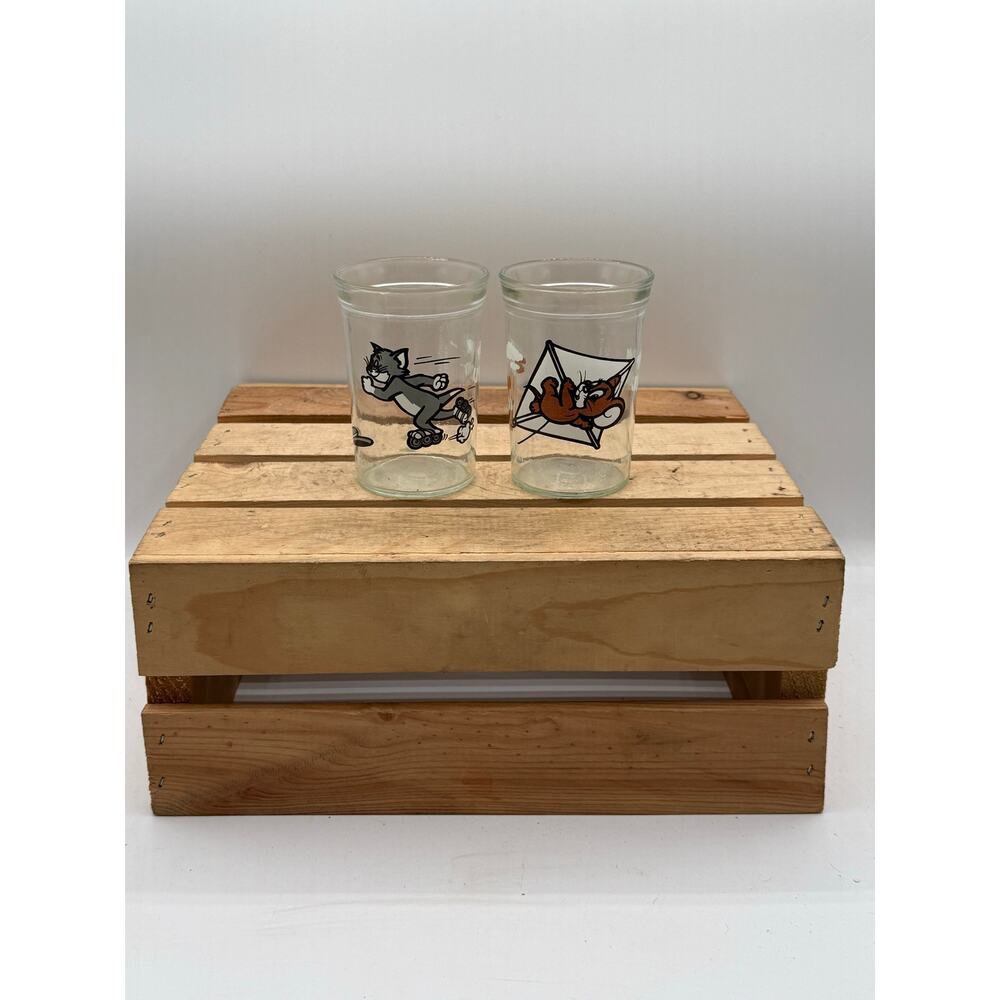 Vintage 1990 Welch's Tom and Jerry Jelly Glasses-Lot2-Flying Jerry/ Skating Tom